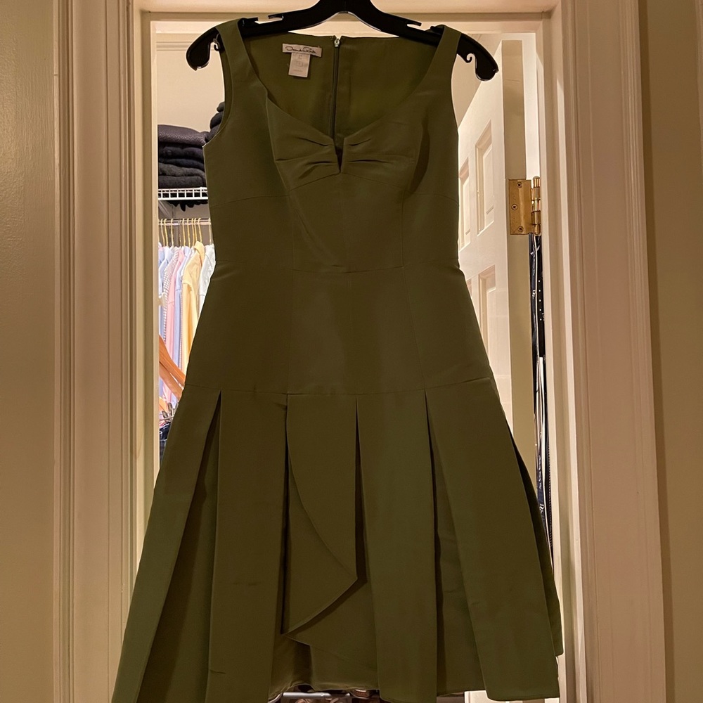 Size 4 vintage Oscar de la Renta dress